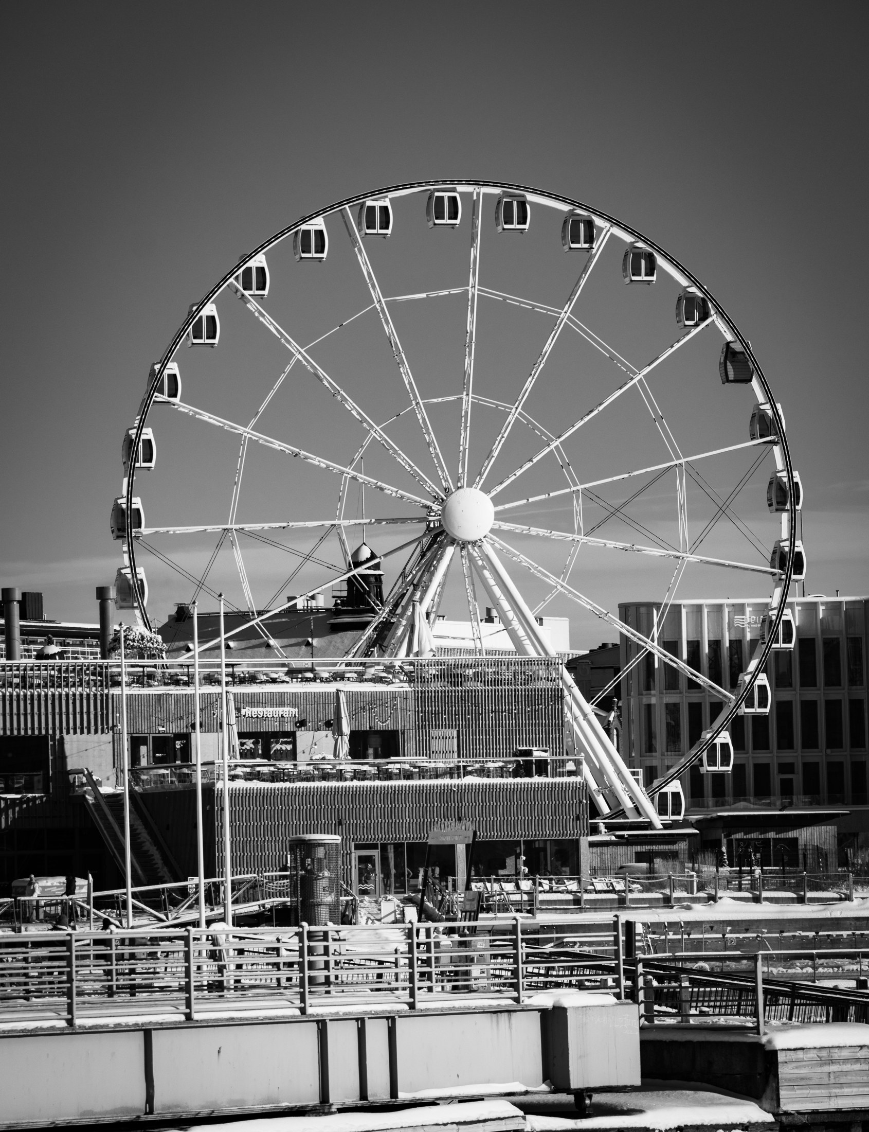Frozen City — photograph 5