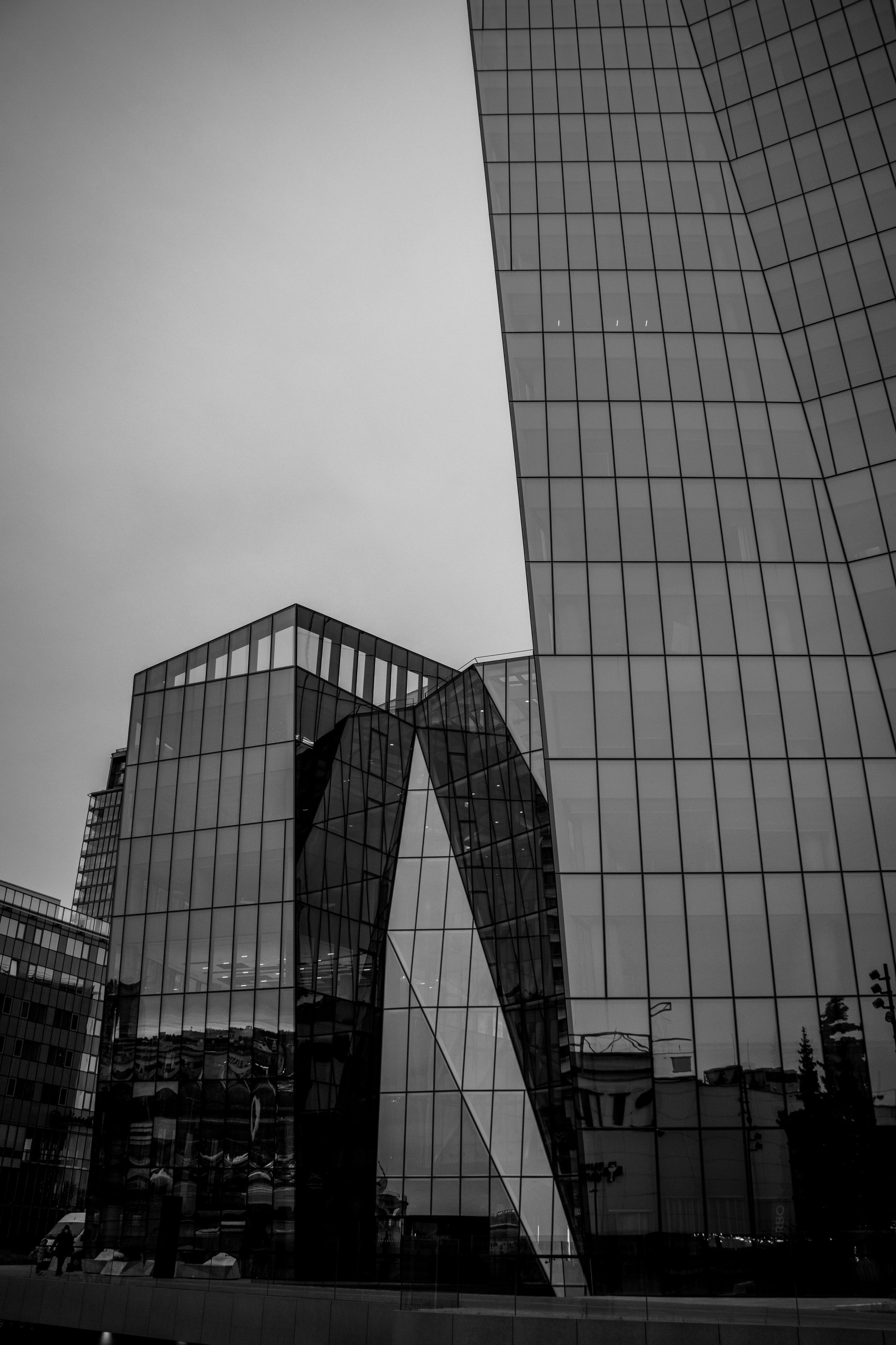 Between Structures — photograph 9
