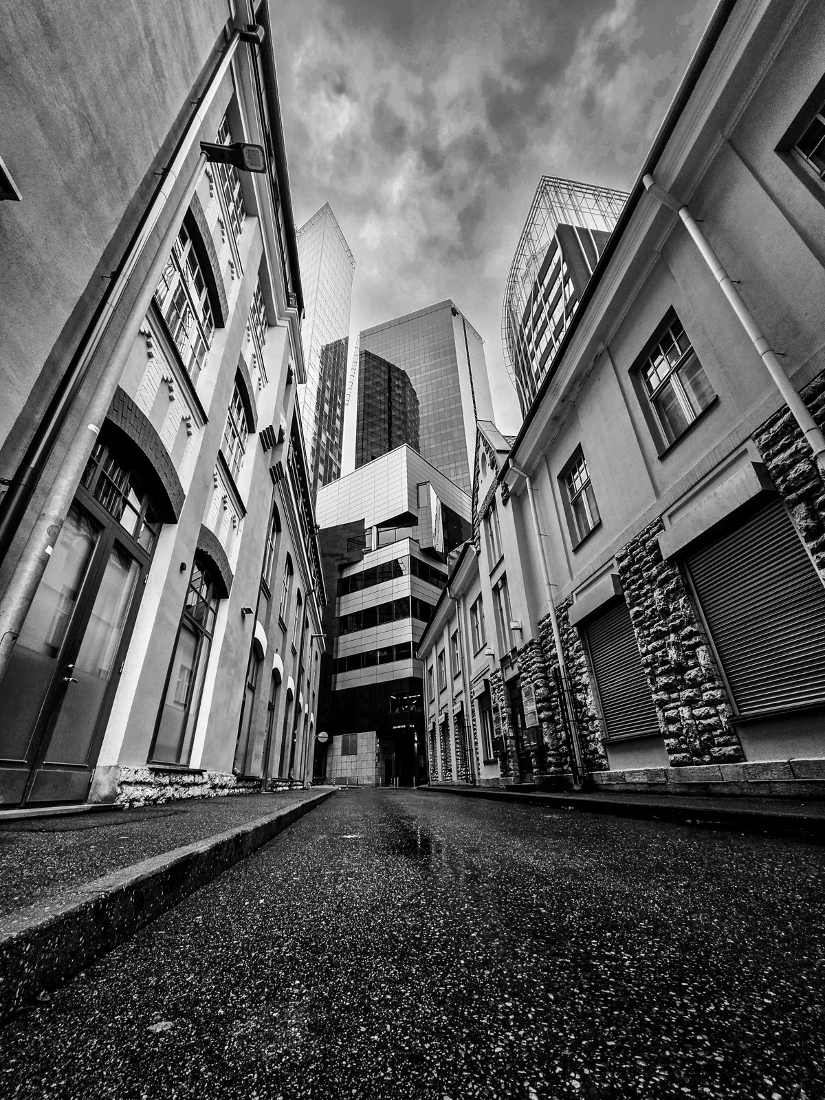 Tallinn — Structures of Absence, photograph 1